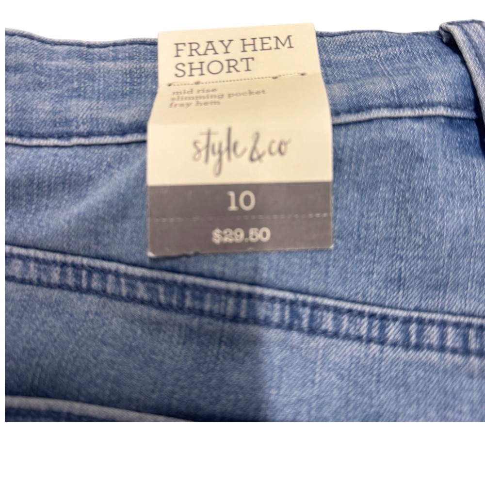 Style & Co. NWT Womens Fray Hem Denim Shorts Distressed Light Wash Size 10 - Picture 4 of 6